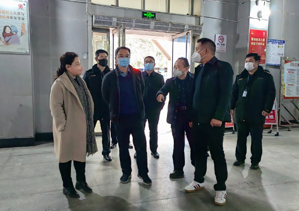 九江長運:省交通運輸綜合行政執法監督管理局領導檢查九江長途汽車站春運工作?