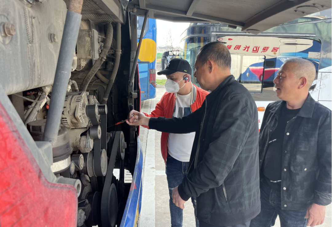 鄱陽長運:客運分公司開展雨季安全隱患大排查
