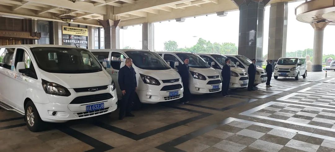 都市城際公交:定制客運(yùn)分公司承接大型會(huì)議包車業(yè)務(wù)