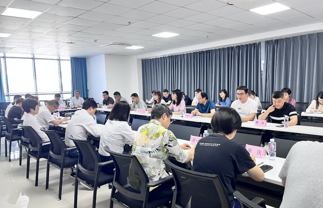 馬鞍山長客:江西長運黨委廉政巡察組召開巡察馬鞍山長客落實全面從嚴治黨“兩個責任”座談會