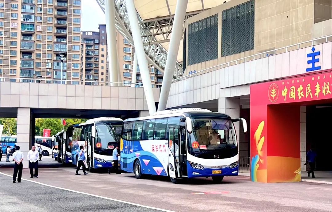 鄱陽長運:圓滿完成“豐收節”運輸任務