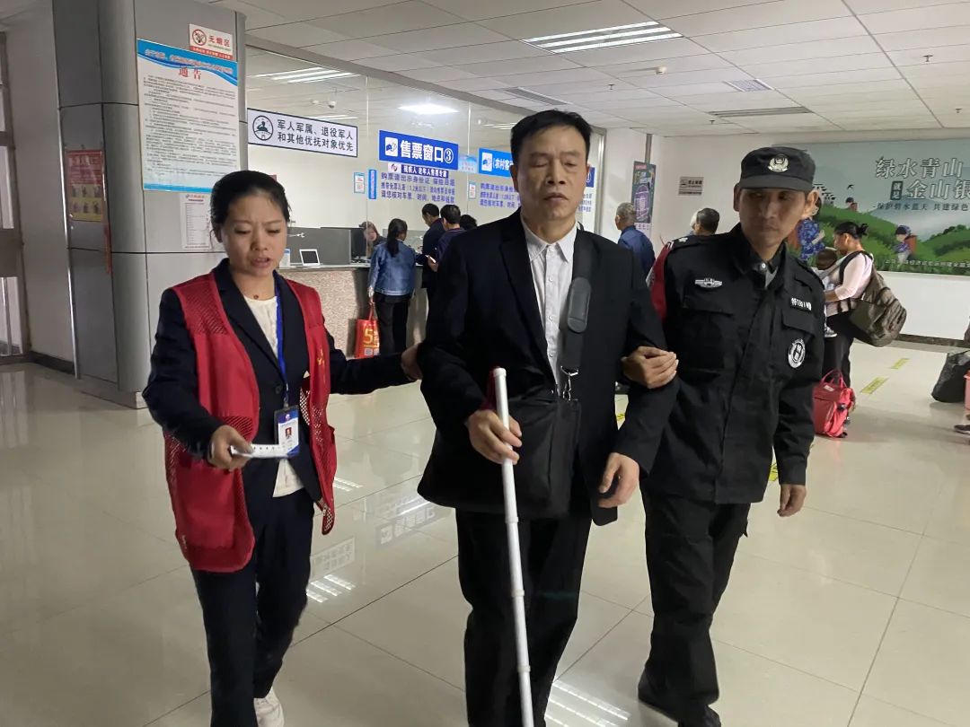 上饒汽運:傾聽服務的好聲音